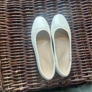 NWOT Ballet flats